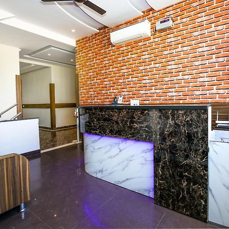 Hotel Woodcrest Zirakpur - Best Family Hotel By - A Unit Of Sidham Group Eksteriør billede