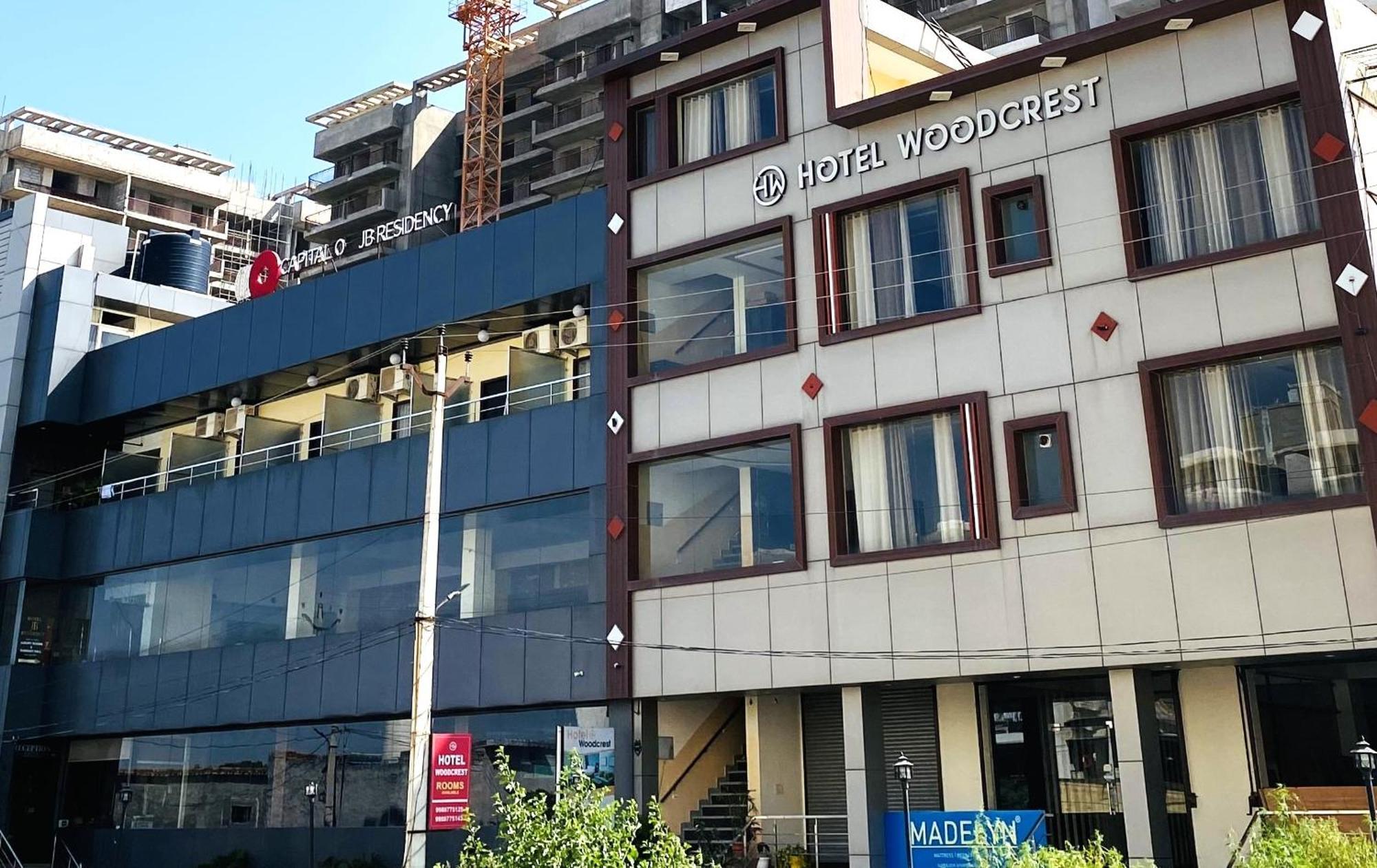Hotel Woodcrest Zirakpur - Best Family Hotel By - A Unit Of Sidham Group Eksteriør billede